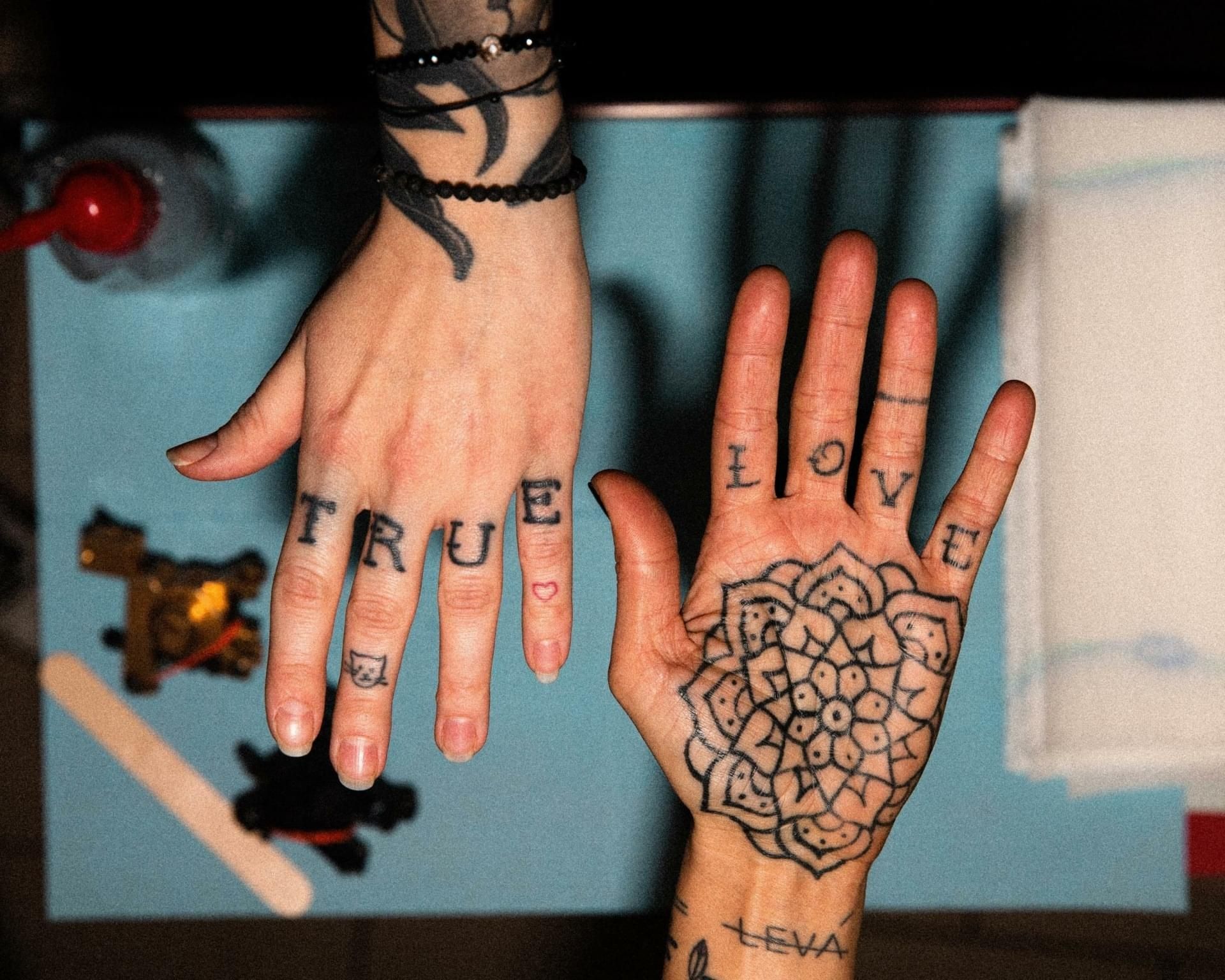 TRIBO Tattoo & Piercing Praha